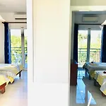 Banos And Swimming Pool *