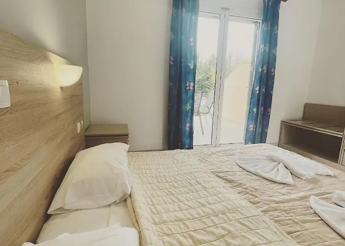 Banos And Swimming Pool Appartement