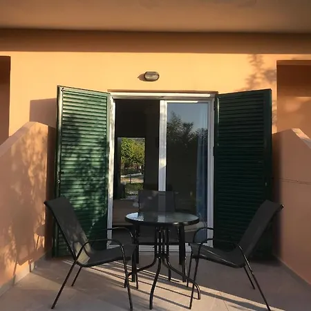 Banos And Swimming Pool Διαμέρισμα Ρόδα