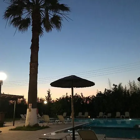 Banos And Swimming Pool * Ρόδα