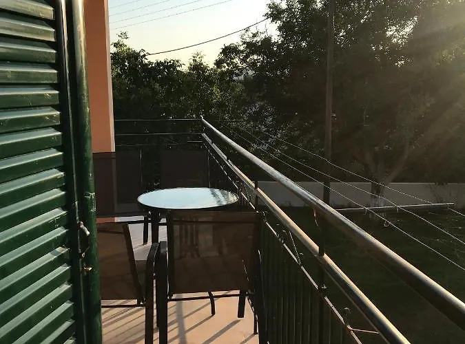 Banos And Swimming Pool *