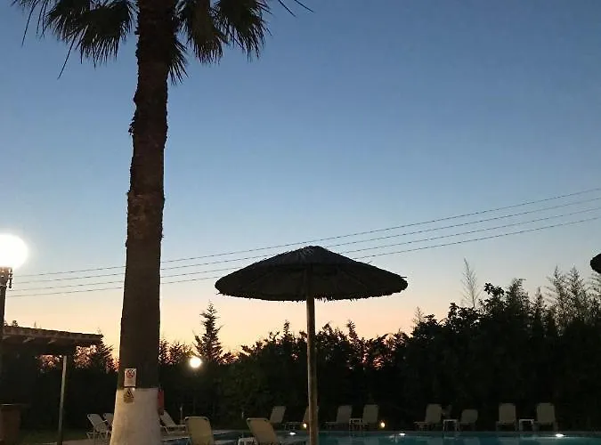 Banos And Swimming Pool * Roda (Corfu)