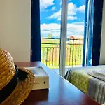 Banos And Swimming Pool דירה