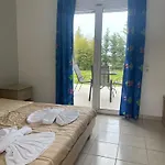 Banos And Swimming Pool