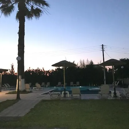 Апартаменты Banos And Swimming Pool